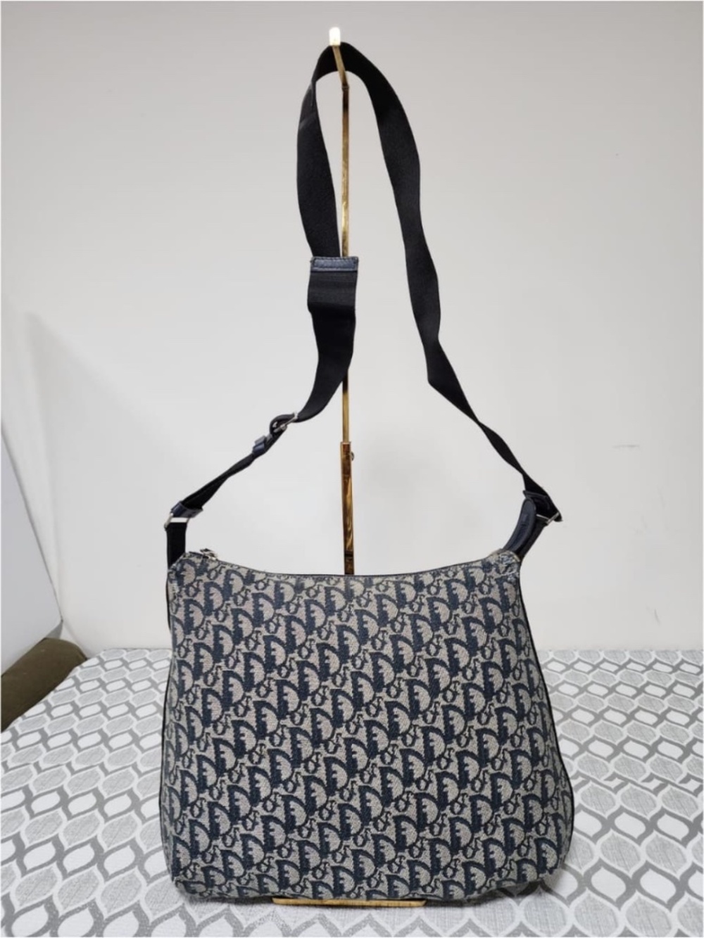 Authentic CHRISTIAN DIOR Monogram Messenger Bag Blue/Grey